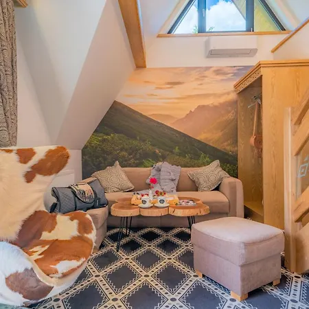 Serce Tatr - Blisko Krupowek B&B 자코파네